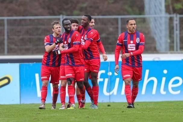 关于阿米恩战平蒙彼利埃，主场连保点球的信息