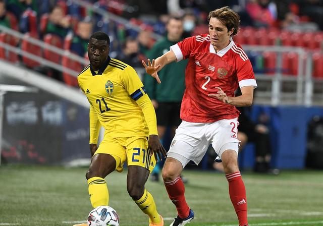 关于丹麦主场大胜以色列，小组排名提升的信息