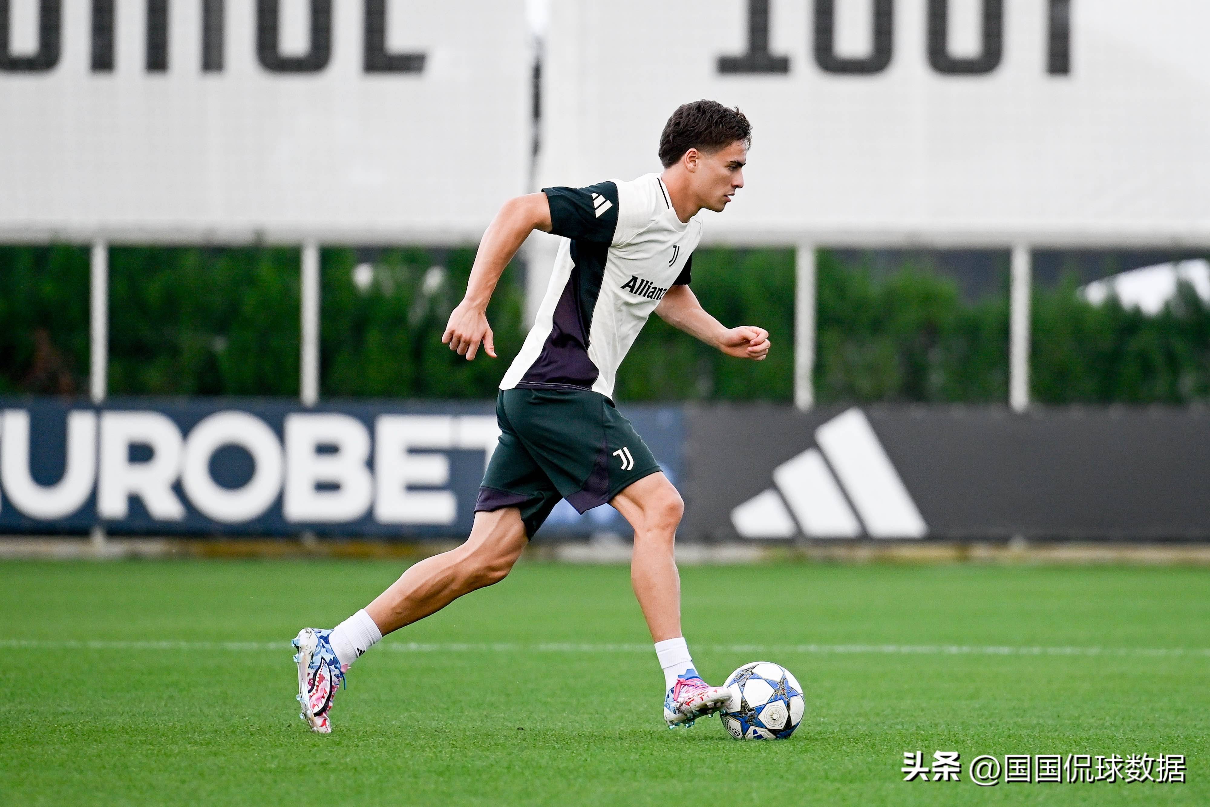 包含多特蒙德逆袭成功,晋级悬念不断的词条 包含多特蒙德逆袭成功,晋级悬念不断的词条