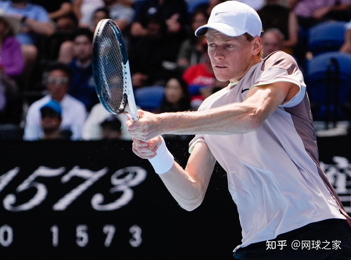 澳大利亚网球队碾压英国网球队,梅德韦杰夫统治全场的简单介绍 澳大利亚网球队碾压英国网球队,梅德韦杰夫统治全场的简单介绍