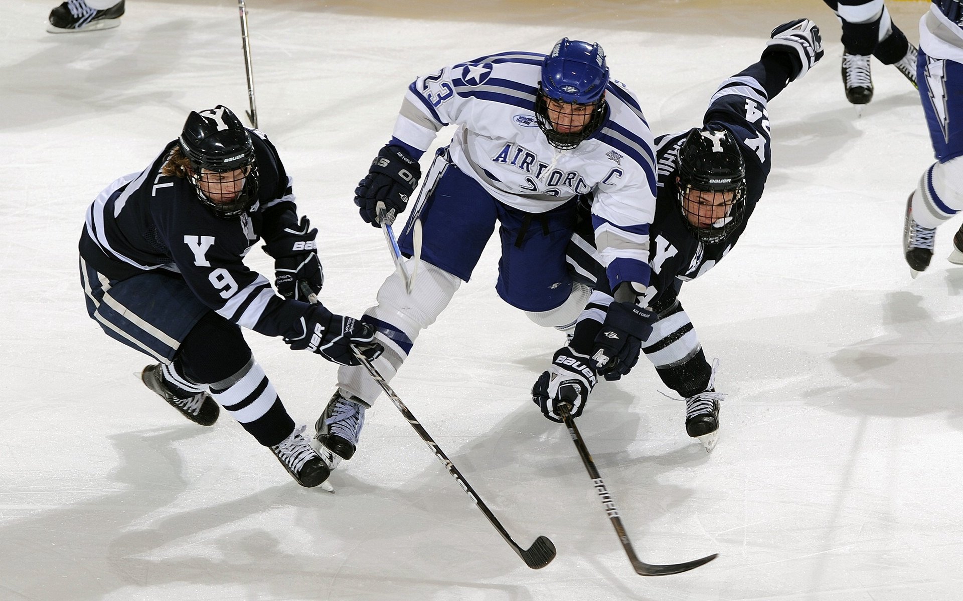 法网完胜拉沃尔杯，西西帕斯高光表现背后的战术革命